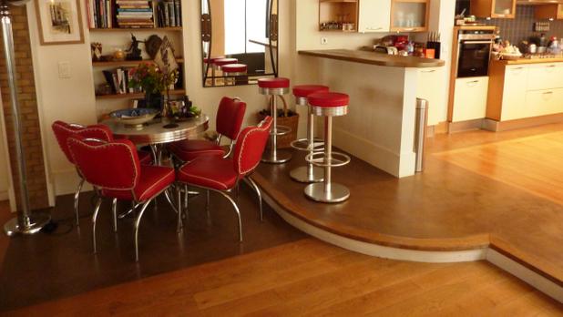 Alliance Béton Ciré et Parquet, osez une déco contemporaine!